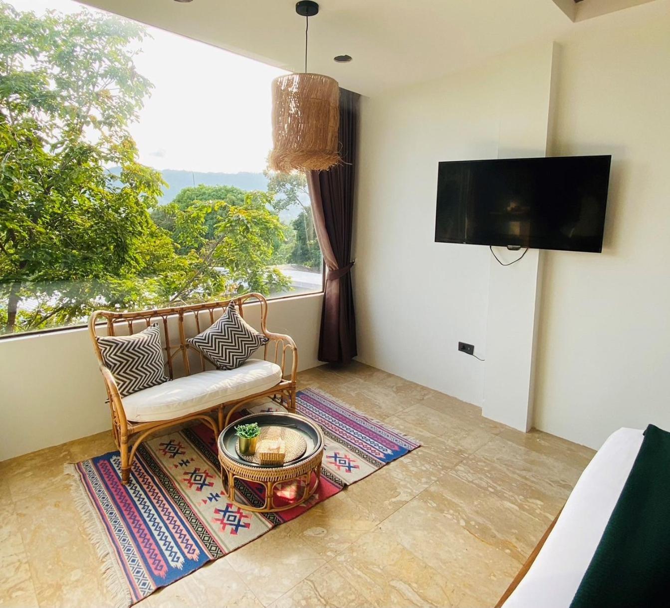 Baan Khao Hua Jook Hotel Csaveng-part Kültér fotó